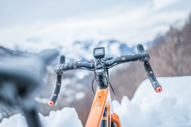 My Reflections on Winter Cycling Shoes: 8 Things to Consider